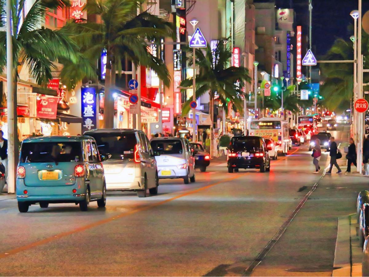 ホテル パームツリーヒル 沖縄市 エクステリア 写真